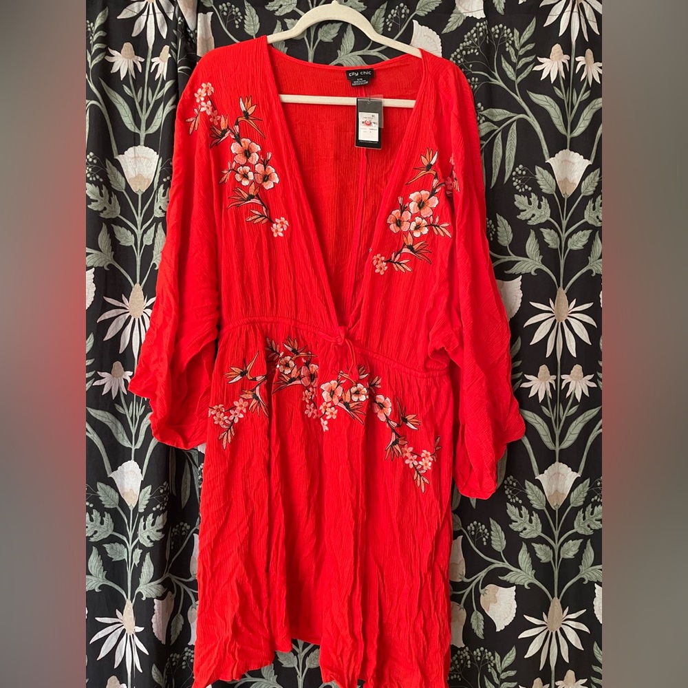 NWT City Chic Resort Dress